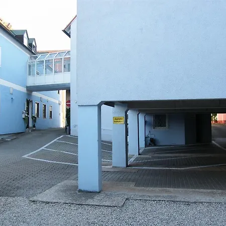 Kattenbeck Konukevi 2*